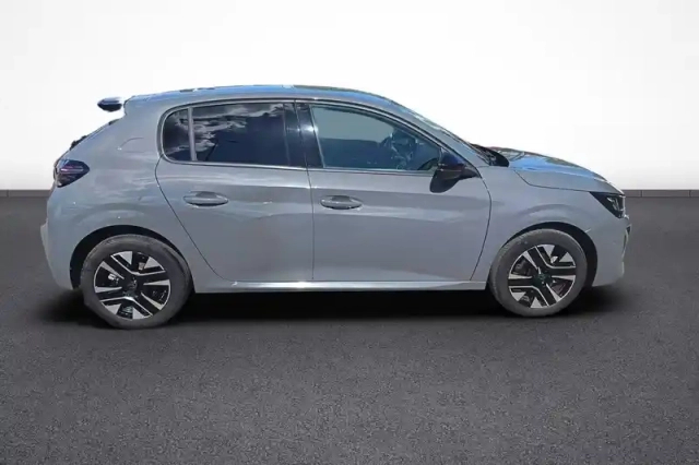 Peugeot 208 hybrid 100 e-dcs6 — photo 33