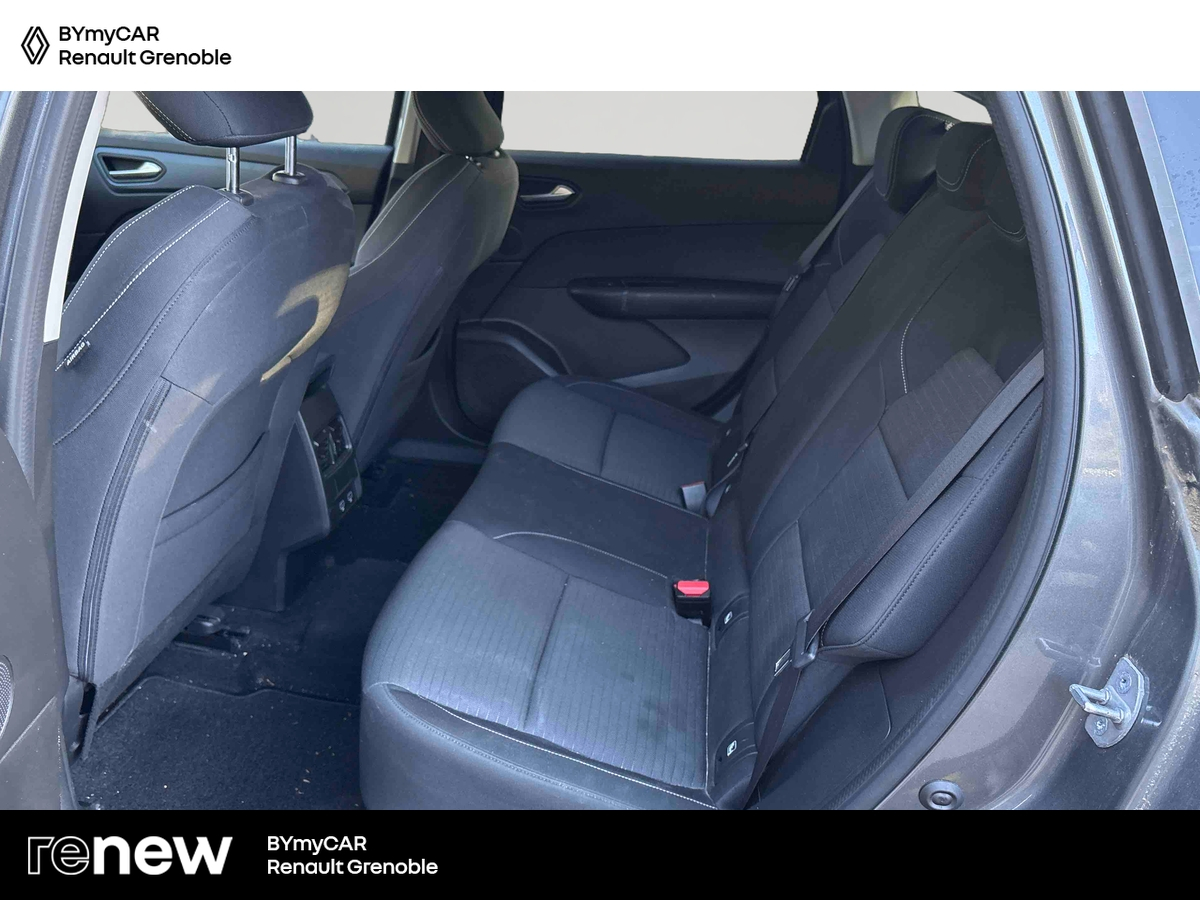 Renault Arkana E-Tech hybride 145 - 22 — photo 12