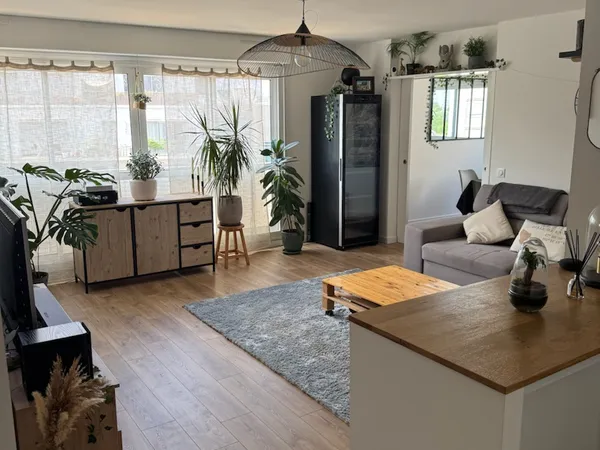Loue appartement 80m² meublé en colocation Île de Nantes
