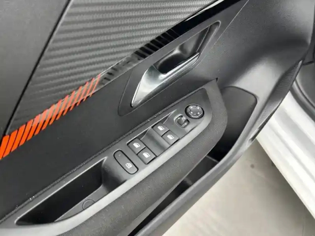 Peugeot 208 puretech 75 s&amp;s bvm5 — photo 60