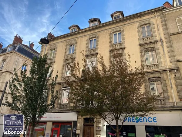 Studio 1 pièce 20 m²