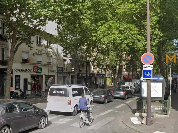 Boutique 2 pièces 221 m²