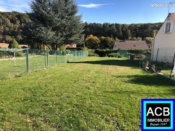 Terrain 2 403 m² Sainte Genevieve