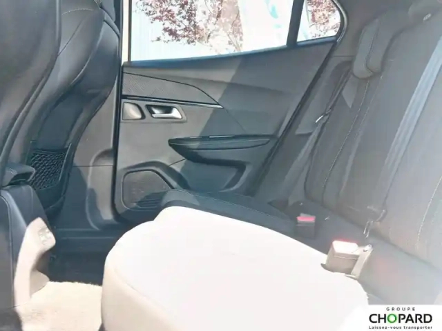 Peugeot 2008 electrique 136 ch — photo 18