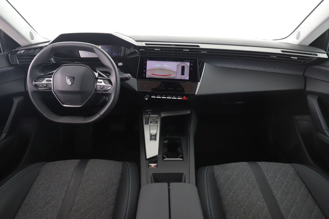 Peugeot 408 1.2 Hybrid Allure e-DCS6 — photo 11