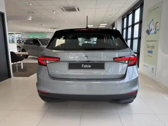Skoda Fabia 1.0 tsi evo2 95ch selection — photo 6