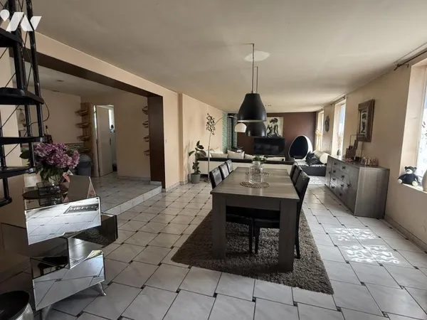 Maison 7 pièces 187 m²