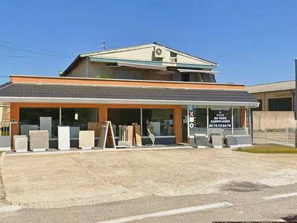Local d'activité 420 m²