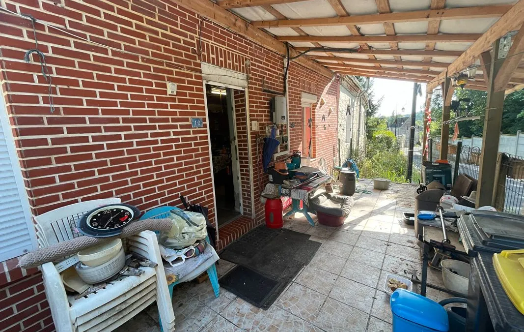 Photo 1