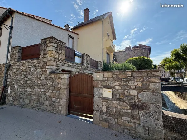 Maison de village entièrement rénovée - 118 m² - 5 chambres - Saint-Rome-de-Tarn