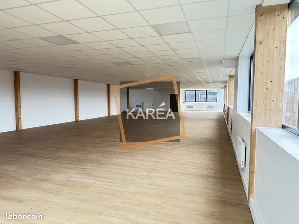 Bureaux 344 m² SERRIS