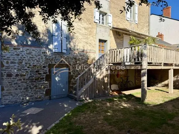 Maison 5 pièces 165 m²