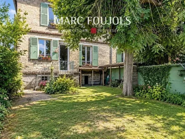 Maison 6 pièces 105 m²
