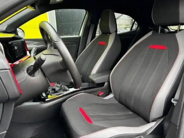 Opel Mokka 1.2 turbo 100ch gs line — photo 9