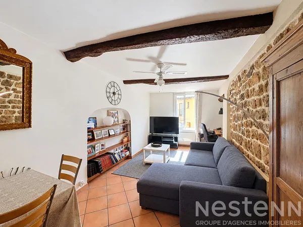 Maison de village de 102 m² , 3 chambres avec cave, remise et buanderie sur Saint-Maximin-La-Sainte-
