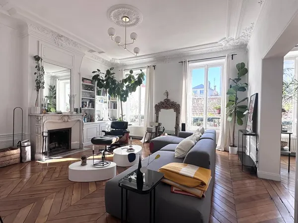Vends t4 - 94.48 m² - Paris