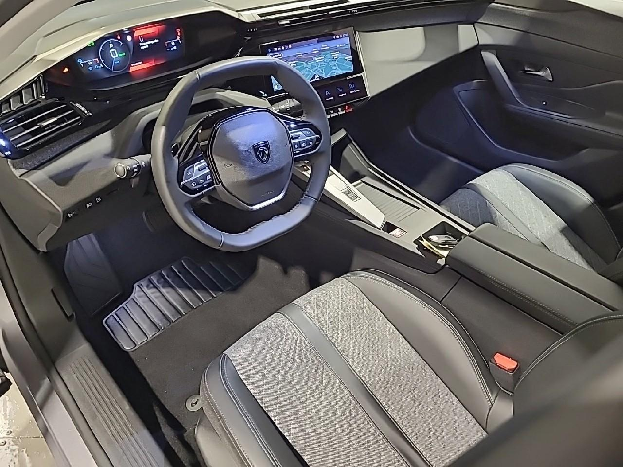 Peugeot 408 phev 180 e-eat8 allure — photo 9