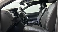 Volkswagen Taigo 1.5 TSI 150ch R-Line DSG7 — photo 12