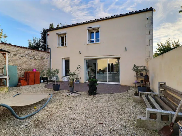 Maison 3 pièces 94 m²