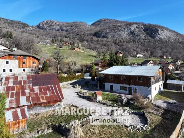 Ferme 11 pièces 200 m²