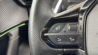 Peugeot 2008 1.2 PureTech 130ch S&S GT EAT8 — photo 27
