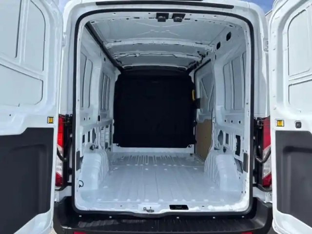 Ford Transit 2t fg t310 l2h2 2.0 ecoblue 130ch trend — photo 10
