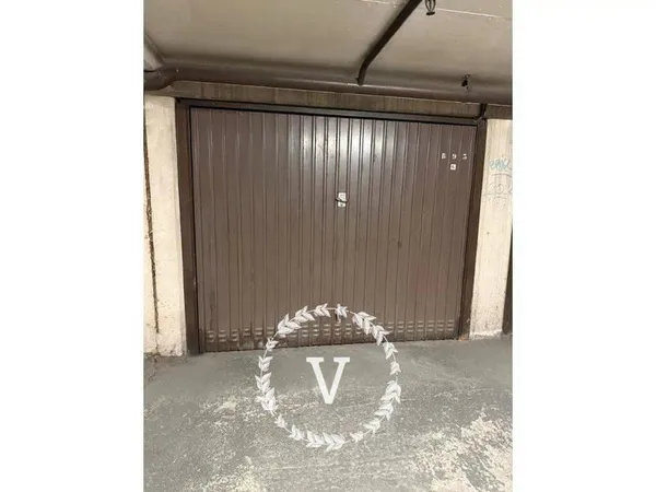 Garage et parking Location Paris 250€