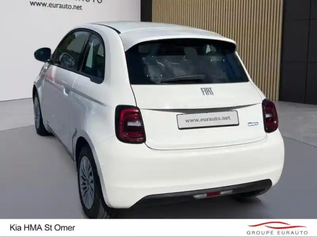 Fiat 500 e 95ch action — photo 17