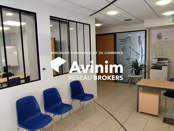 Bureaux 176 m² Montauban