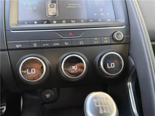 Jaguar E-Pace 2.0 d - 150 ch 2wd bvm — photo 82