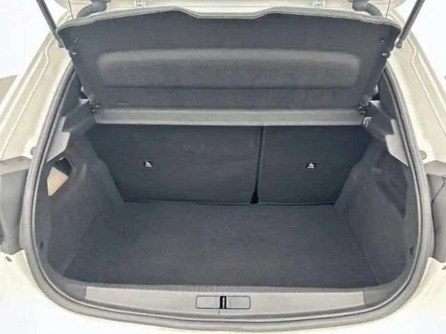 Peugeot 208 electrique 50 kwh 136ch — photo 72