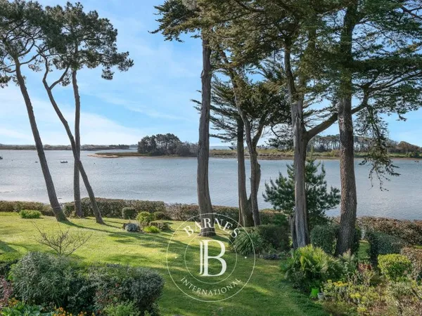 GOLFE DU MORBIHAN - SÉNÉ - Maison d'exception de 4 chambres avec jardin paysagé et vue mer