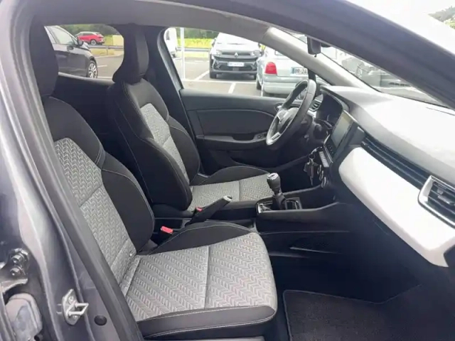 Renault Clio tce 90 — photo 12
