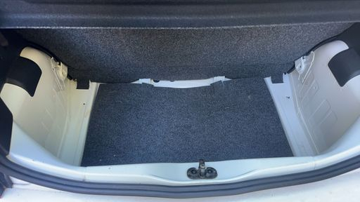 Seat Mii 1.0 60 - Reference – 2015 – 119474 km – Essence – Boîte Manuelle — photo 28