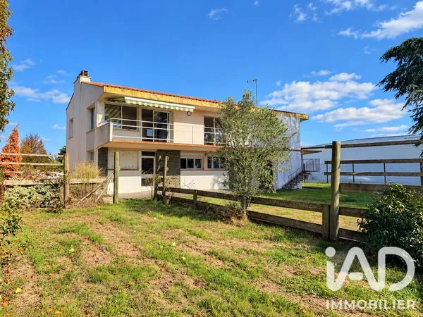 Maison 5 pièces 140 m²