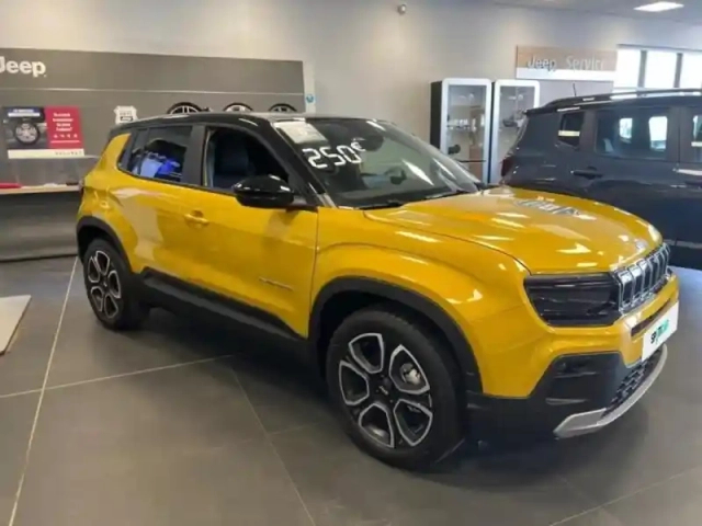 Jeep Avenger electrique 156ch 115kw summit — photo 3
