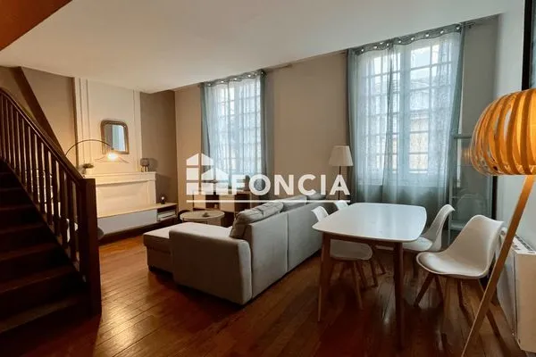 Appartement meublé 3 pièces 73 m²