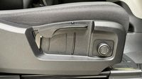 Land-Rover Defender 90 3.0 D200 Hard Top S — photo 37