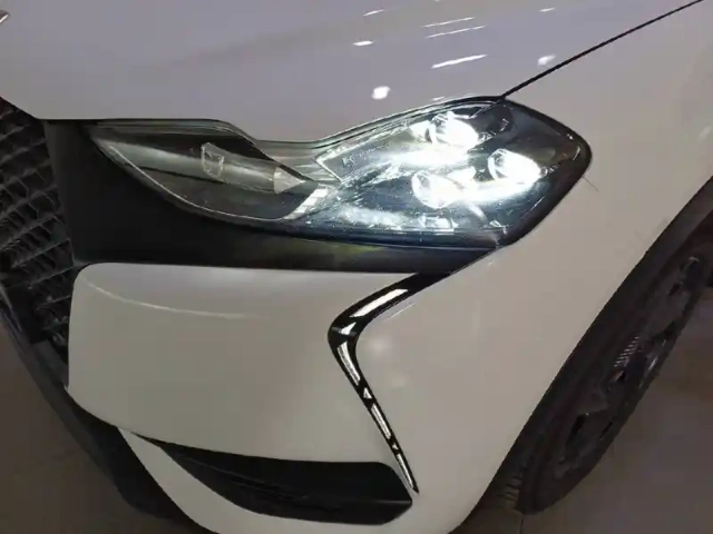 Ds Ds 3 crossback bluehdi 130 s&amp;s eat8 — photo 17