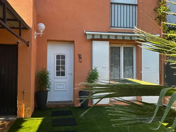 Maison Elne