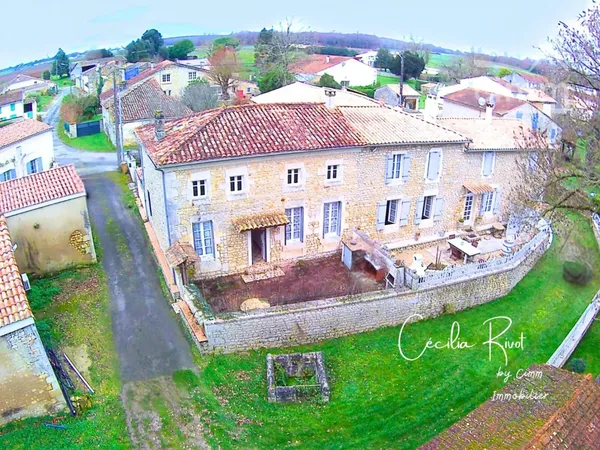 Maison Charentaise en pierre – Plassac (17)
