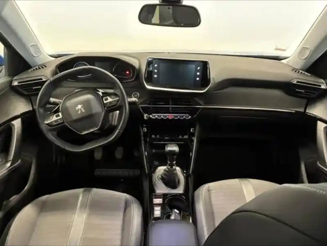 Peugeot 2008 1.2 puretech 130ch s&amp;s allure — photo 14