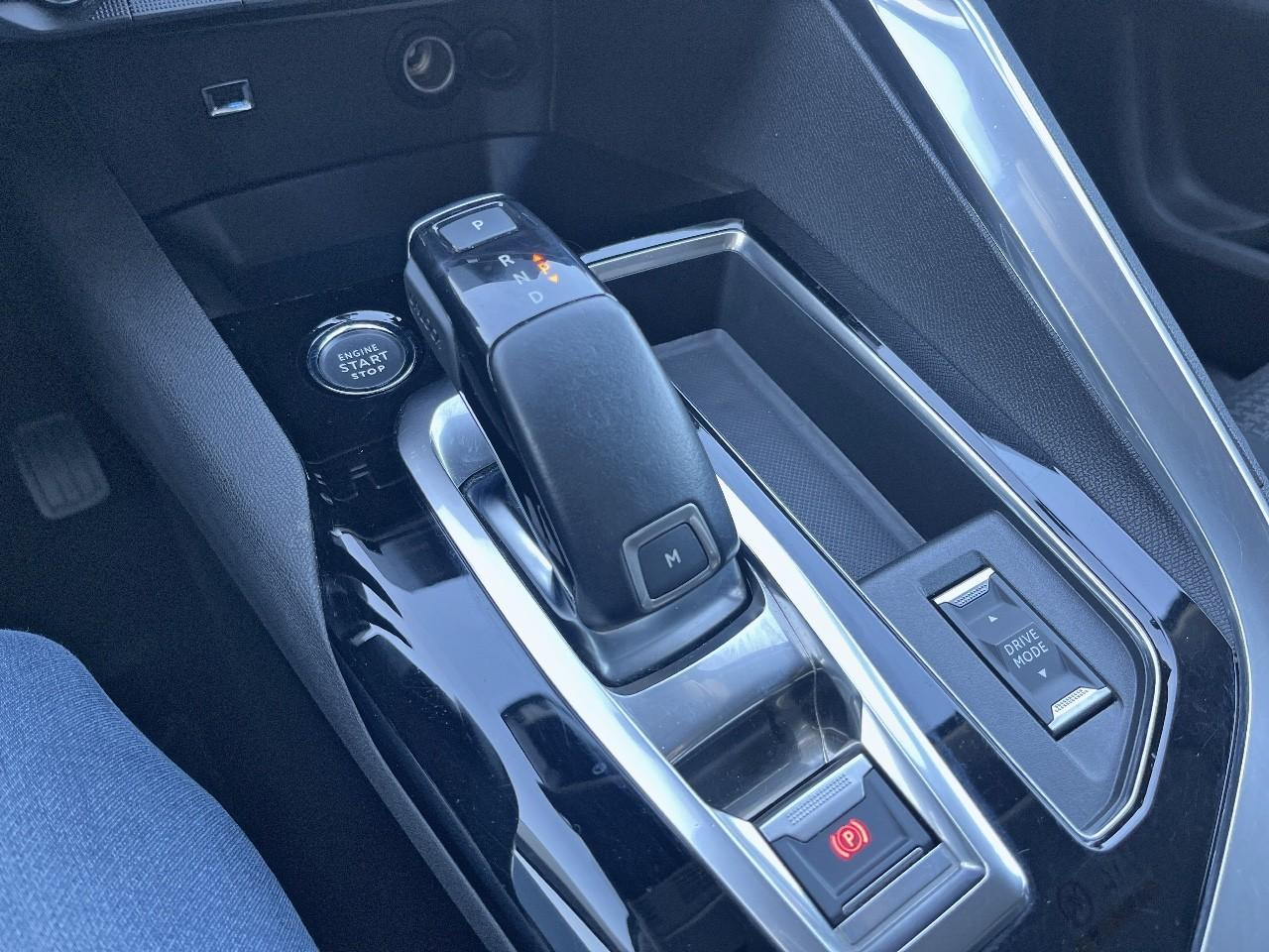 Peugeot 5008 puretech 130ch s&s eat8 active pack — photo 19