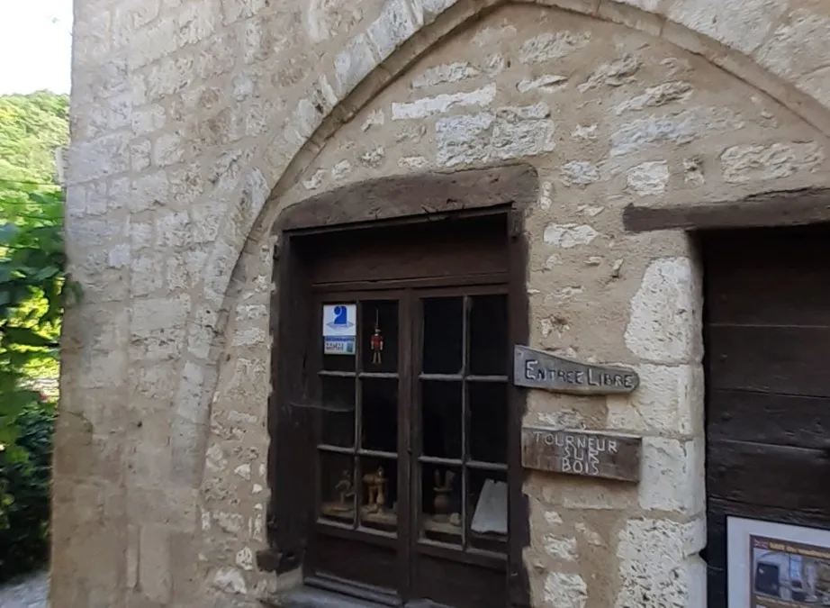 Photo 33