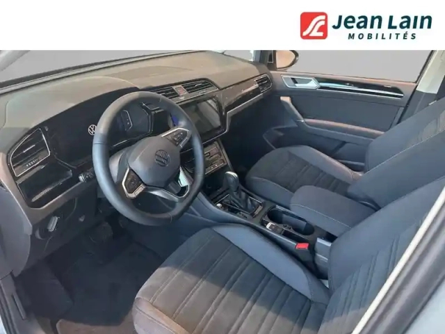 Volkswagen Touran 1.5 tsi evo 150 dsg7 7pl — photo 29