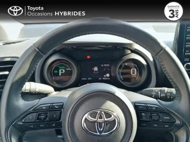 Toyota Yaris 116h design 5p my22 — photo 13