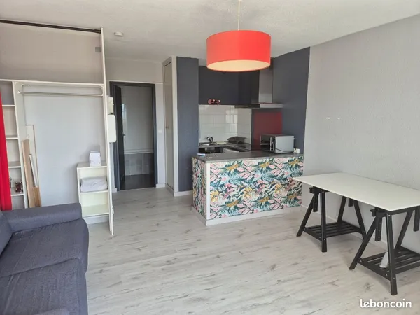 Loue studio 25m²