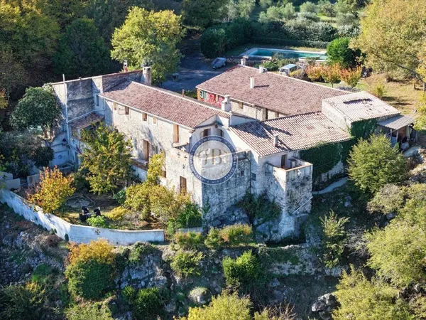 Domaine du XIIIe siècle – Le Broc, Alpes-Maritimes 12 pièces, 678 m², 3 360 000 € HAI