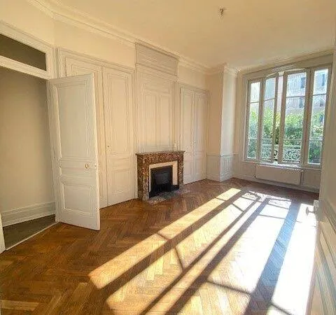 Appartement 3 pièces 99 m²
