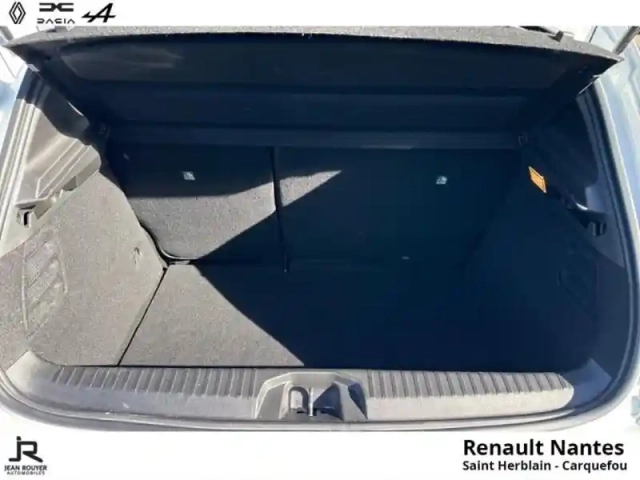 Renault Clio 1.0 tce 90ch evolution — photo 15